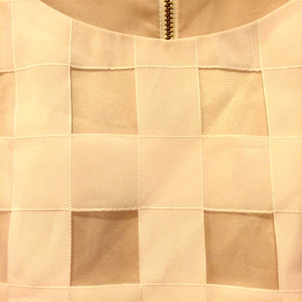 blush top - Picture 6 of 7